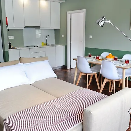 Cosmopolitan Comfort In Lisbon 4A- By Misha'S Place Exterior photo